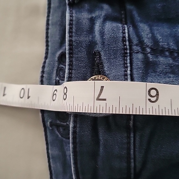 Decree Women's Skinny Jeans - Picture 12 of 13